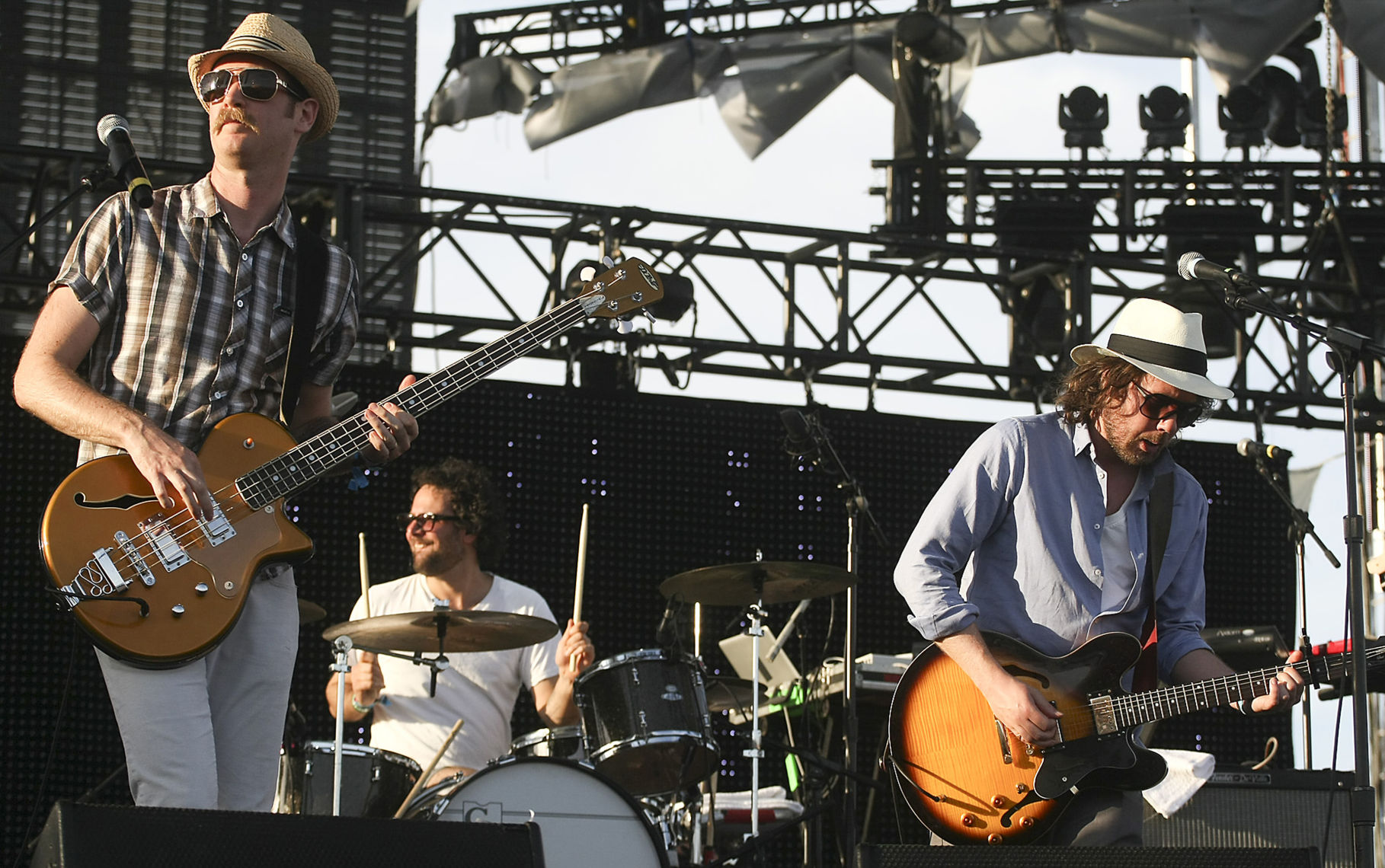 2011